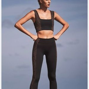 Devon Windsor Black with Safari athletic set
